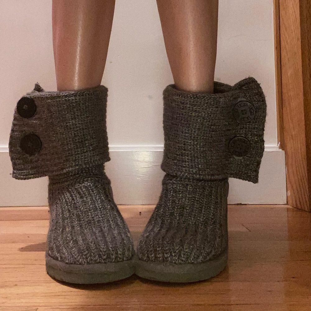 Uggs size 5